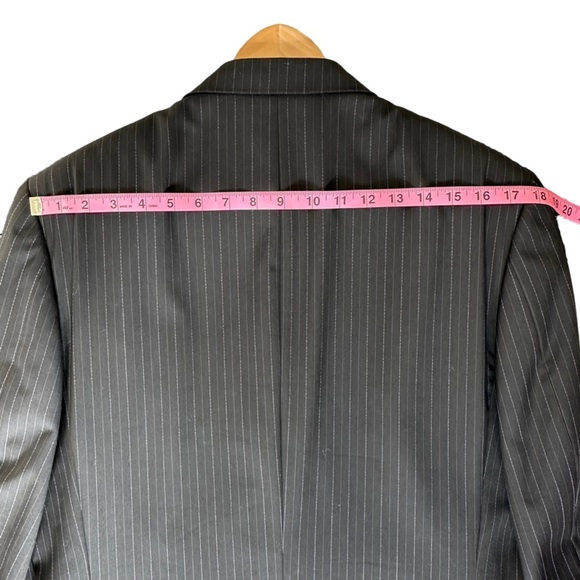 Loro Piana Wool by Ovvio Men's  3 Button Pinstripe Blazer Size: 42 - Picture 9 of 15